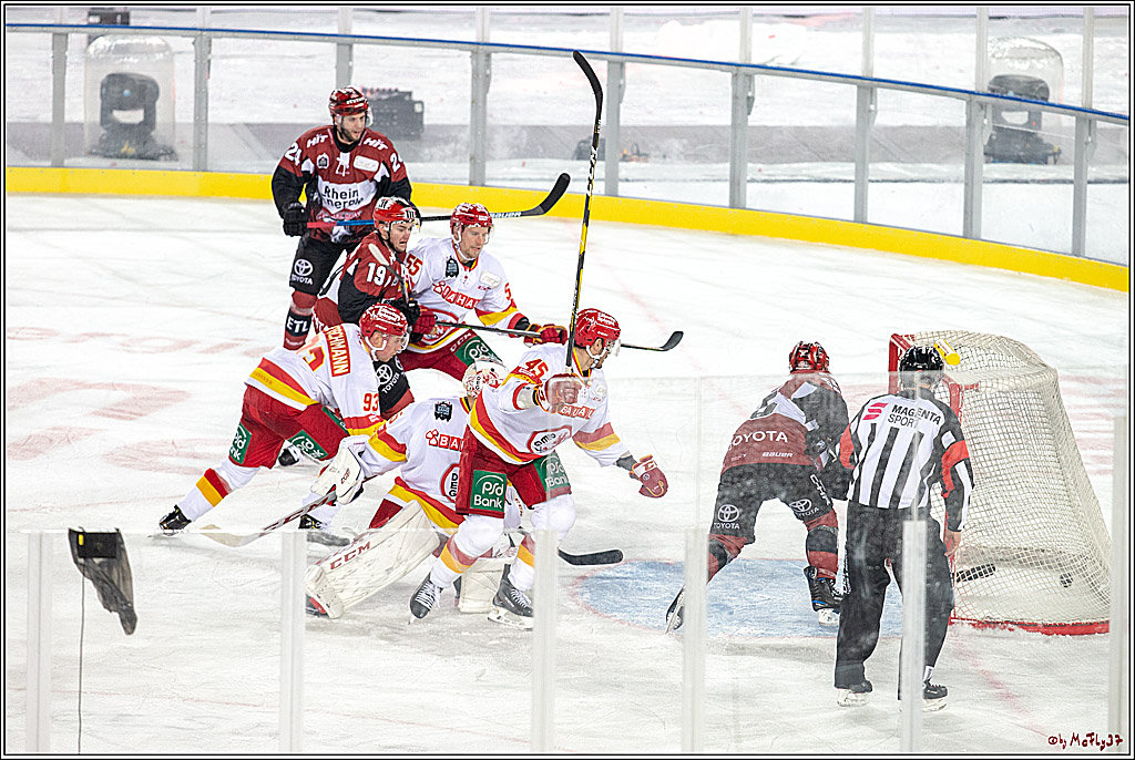 DEL Wintergame; Koelner Haie - Duesseldorfer EG; Koeln, 12.01.2019